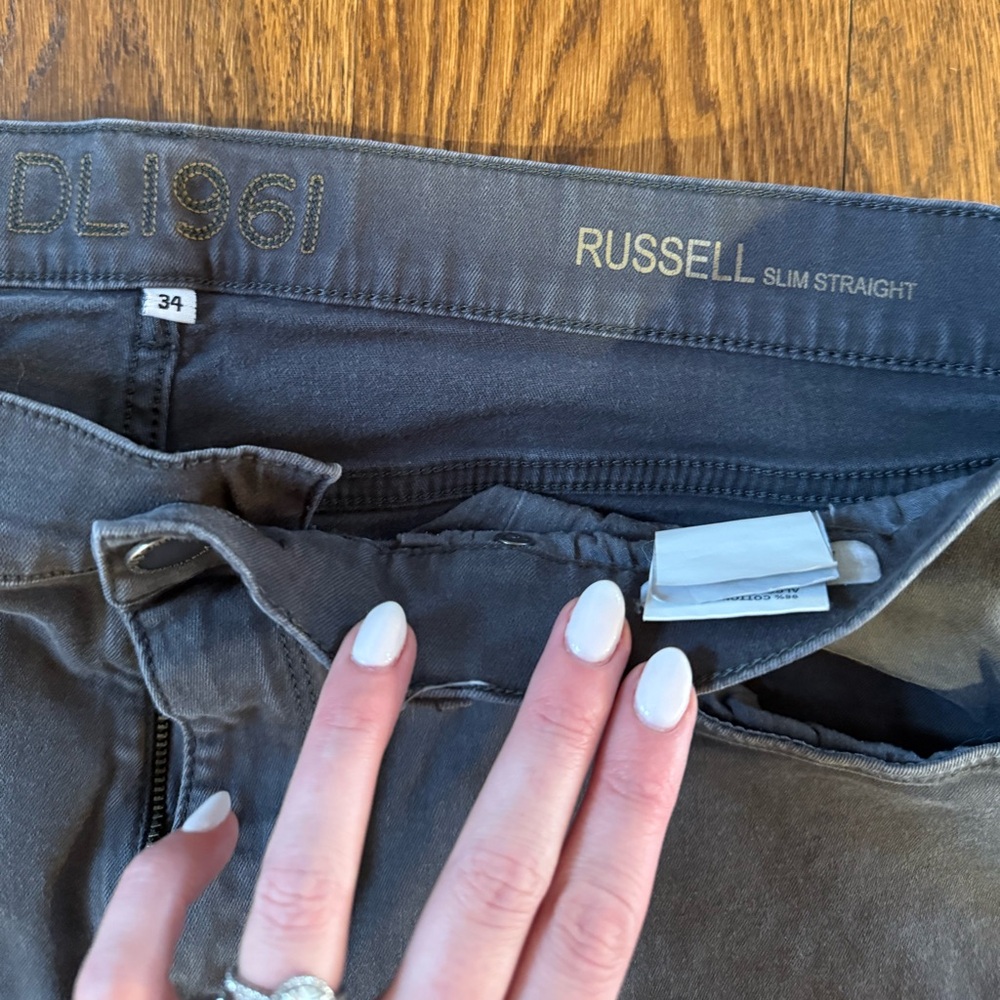 DL1961 Russell Slim Straight Men’s Jeans Size 34
